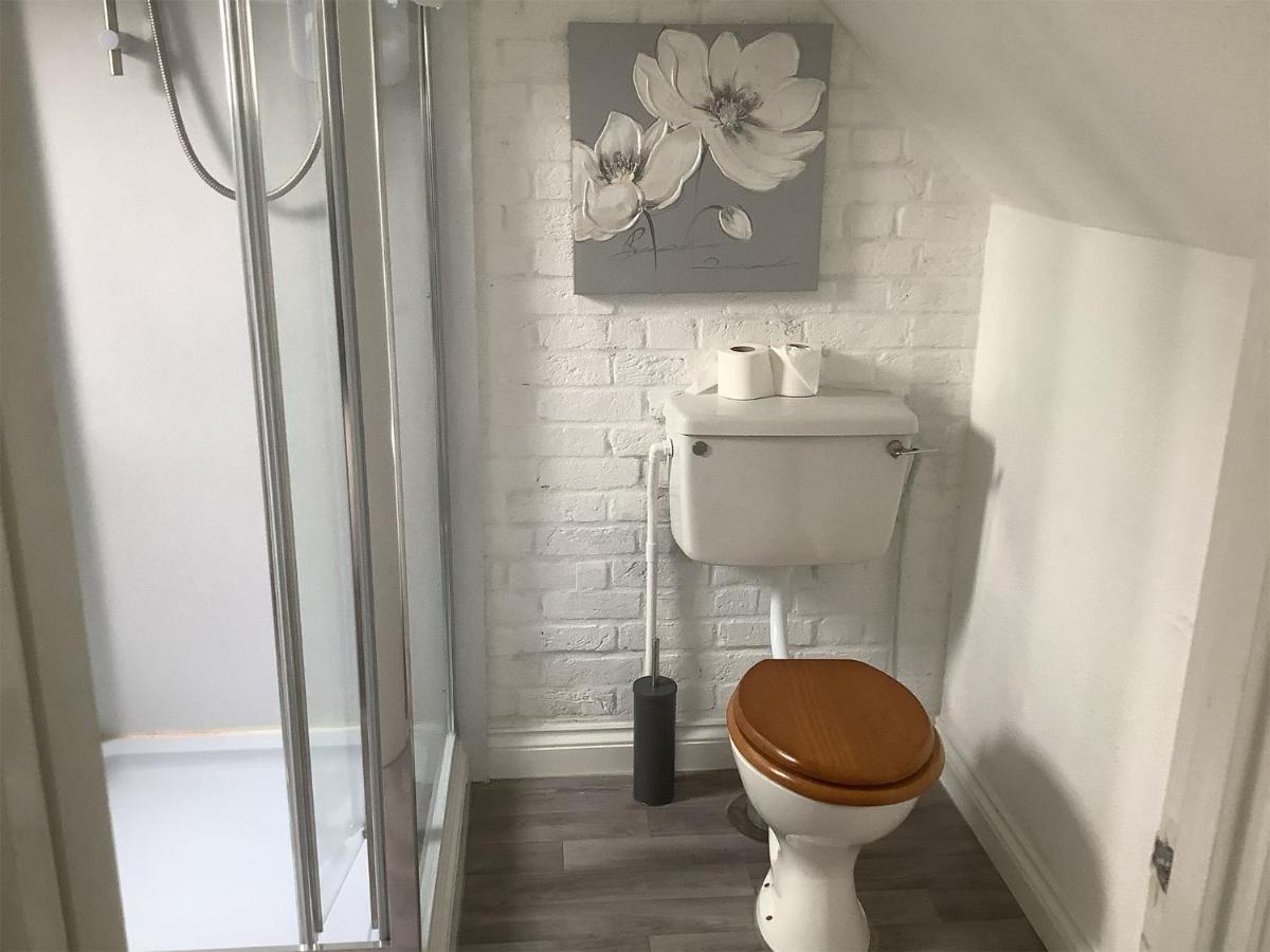 Self Catering Apartment, Jurassic Coast/Dorset Уеърхам Екстериор снимка
