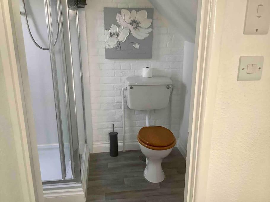 Self Catering Apartment, Jurassic Coast/Dorset Уеърхам Екстериор снимка