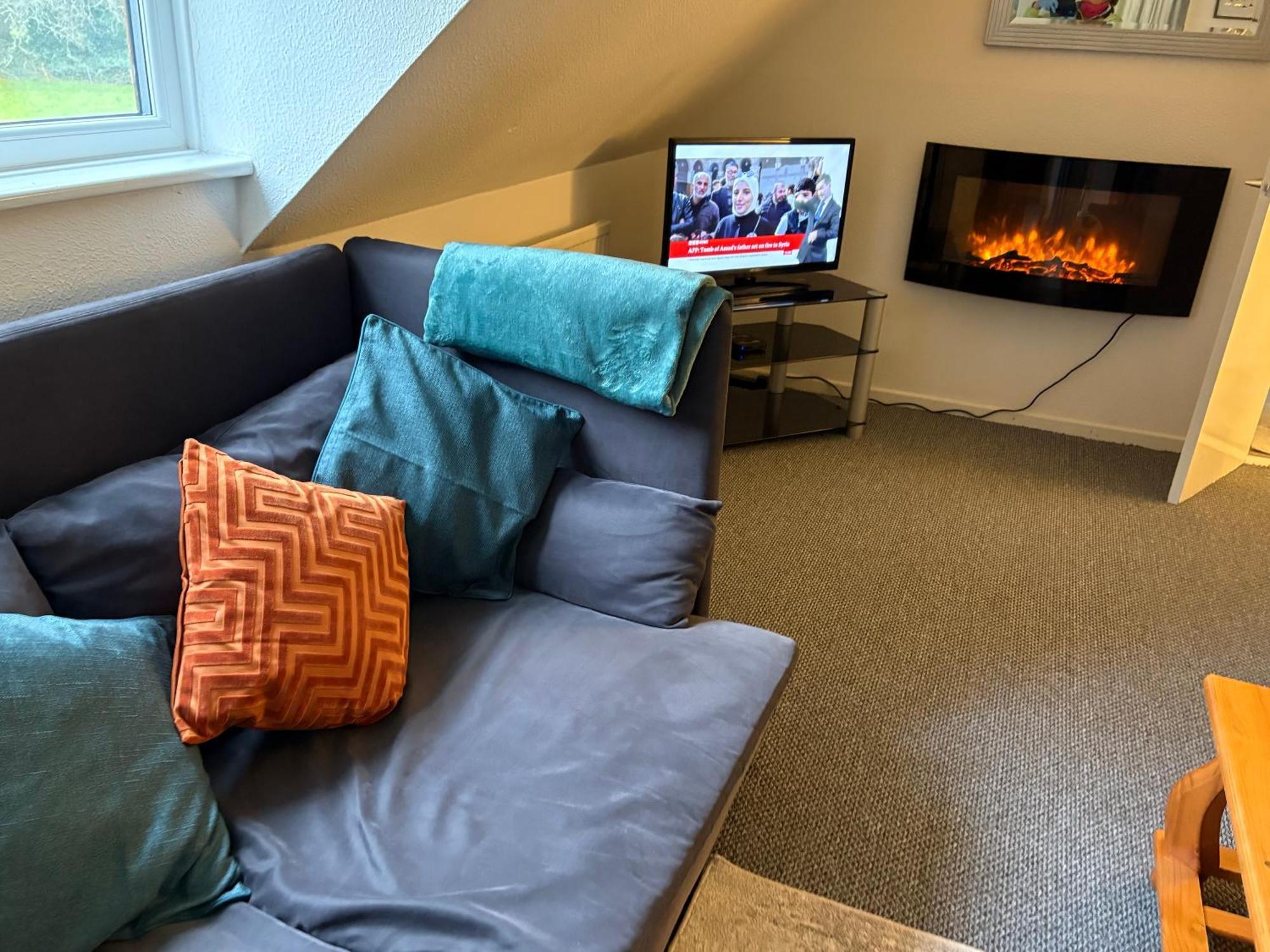 Self Catering Apartment, Jurassic Coast/Dorset Уеърхам Екстериор снимка